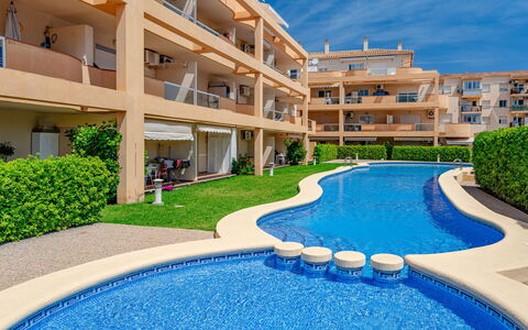 Playa sur: Apartment, Condominium, Mixed-Use, Hotel, Balcony