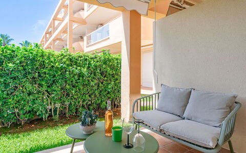 Playa sur: Apartment, Condominium, Mixed-Use, Hotel, Balcony