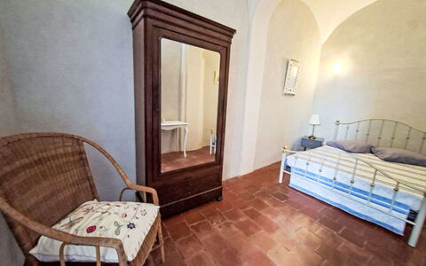 Casa Memmi Mouriès: Apartment, Condominium, Mixed-Use, Hotel, Balcony