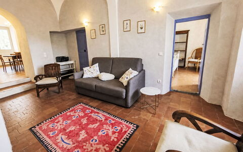 Casa Memmi Mouriès: Apartment, Condominium, Mixed-Use, Hotel, Balcony