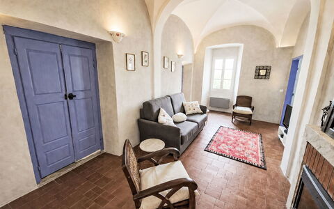 Casa Memmi Mouriès: Apartment, Condominium, Mixed-Use, Hotel, Balcony