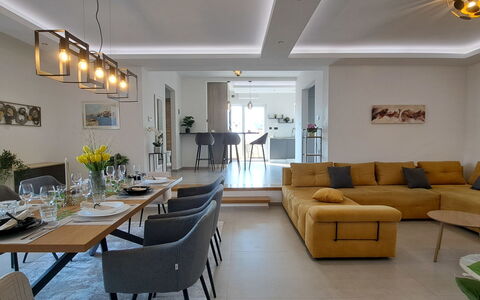 Nona: Apartment, Condominium, Mixed-Use, Hotel, Balcony