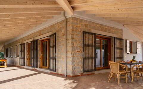 S'Olioni: Apartment, Condominium, Mixed-Use, Hotel, Balcony