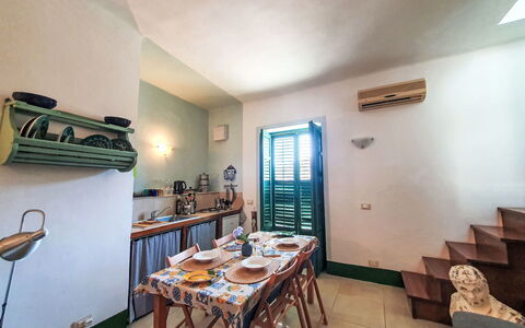 Tra Cielo e Pietra: Apartment, Condominium, Mixed-Use, Hotel, Balcony