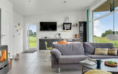 Apsolon - 100M from the Sea