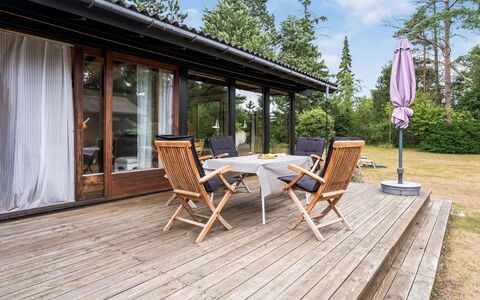 Thorunn - 250M from the Sea: Wood, Home, Cottage, Hardwood, Porch, Door, Deck, Shade, Plank, Garden Buildings