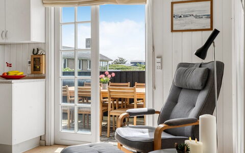 Melita - 300M from the Sea: Furniture, Flooring, Wood, Interior Design, Chair, Floor, Home, Wood Flooring, Lighting, Living Room