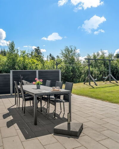 Esalina - 800M from the Sea