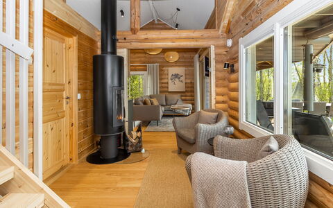 Villa Praava a: Tree, Bank, House, Cottage, Lake, Pond, Forest, Log Cabin