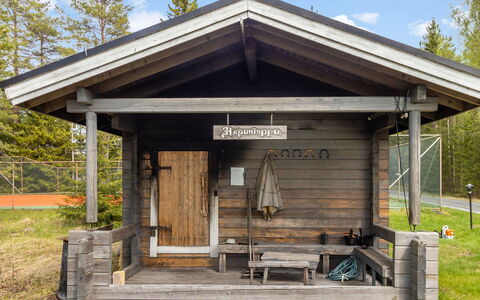 Villa Praava a: Snow, Winter, Freezing, Cottage, Hill Station, Larch, Ice Cap, Glacial Landform, Ski Resort