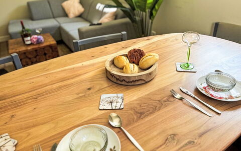 Eifelhuis im Salmtal: Furniture, Tableware, Table, Food, Serveware, Dishware, Plate, Kitchen & Dining Room Table, Dining Room, Chair