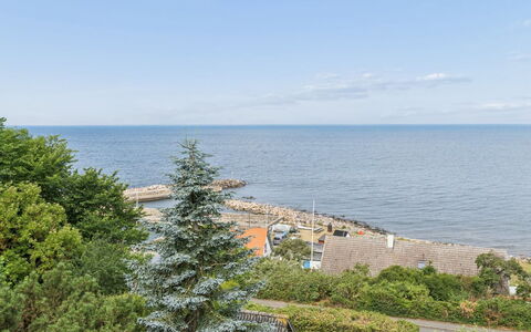 Görel - 250M from the Sea: Sky, Blue, Daytime, Horizon, Sea, Coastal And Oceanic Landforms, Coast, Ocean, Cloud, Tropics