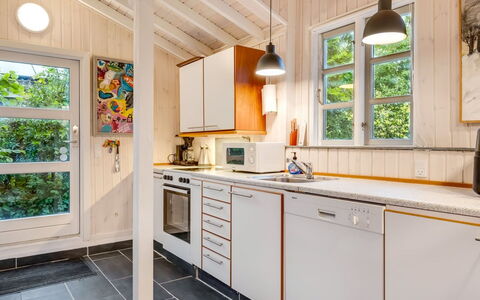 Unto - 6Km from the Sea: Wood, Flooring, Kitchen, Interior Design, Floor, Major Appliance, Ceiling, Home, Kitchen Appliance, Countertop