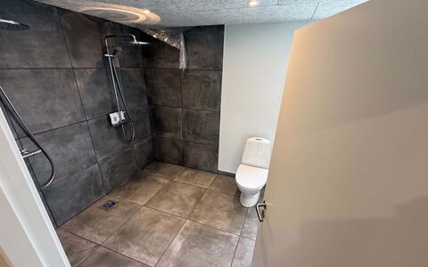 Alette - 400M from the Sea: Flooring, Floor, Plumbing Fixture, Tile, Room, Bathroom, Toilet, Plumbing