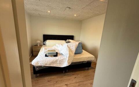 Alette - 400M from the Sea: Floor, Furniture, Flooring, Wall, Interior Design, Bedroom, Wood, Bed, Room, Ceiling