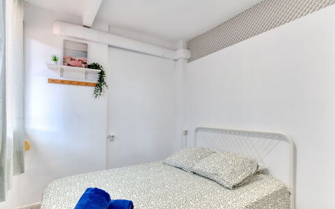 Cannes: Bed, Bedroom, Bedding, Bed Sheet, Wall, Interior Design, Linens, Furniture, Floor, Textile