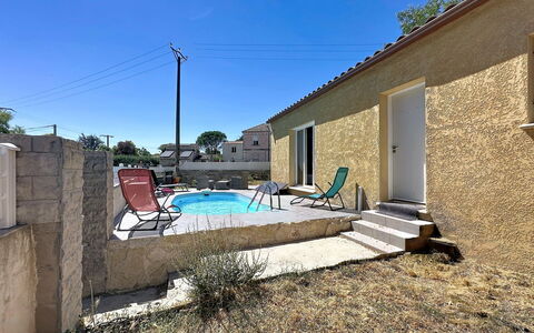 Villa des Amoureux: Residential Area, House, Home, Human Settlement, Cottage, Estate, Concrete, Shade, Swimming Pool, Backyard
