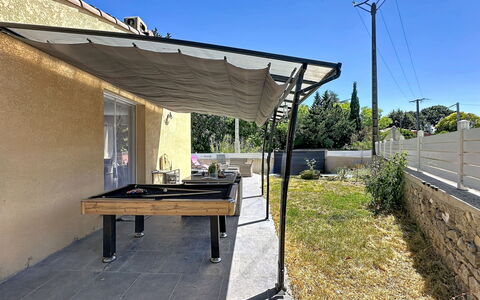 Villa des Amoureux: Shade, Awning, Canopy, Outdoor Structure, Metal, Pergola, Outdoor Furniture, Patio