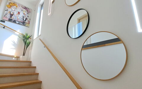 Val: Interior Design, Furniture, Wood, Flooring, Ceiling, Floor, Room, Lighting, Apartment, Table