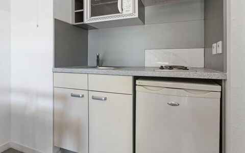 Virginia: Interior Design, Flooring, Floor, Cabinetry, Countertop, Home, Room, Kitchen, Major Appliance, Apartment