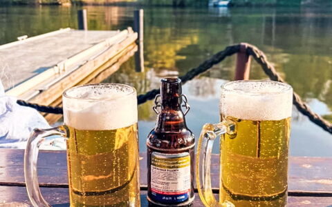 Am Schwarzen See: Drinkware, Bottle, Barware