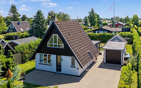 Rosalie - 150M from the Sea: Home, House, Residential Area, Roof, Cottage, Estate, Landscaping, Lawn, Garden, Siding