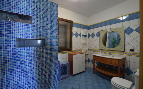 La Villa di Giusy: Flooring, Interior Design, Floor, Plumbing Fixture, Tile, Ceiling, Bathroom, Room, Tap, Plumbing