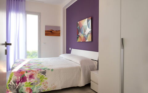A Casa di Gio: Furniture, Interior Design, Bedroom, Bed, Wall, Bed Sheet, Floor, Bedding, Flooring, Room