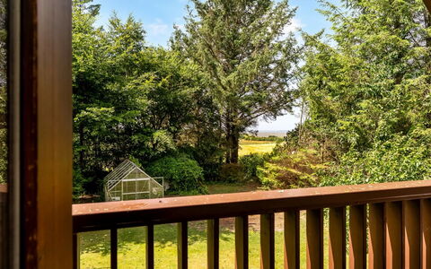 Milly - 500M to the Fjord: Wood, Wood Stain, Garden, Hardwood, Shade, Landscaping, Backyard, Yard, Eco Hotel, Baluster