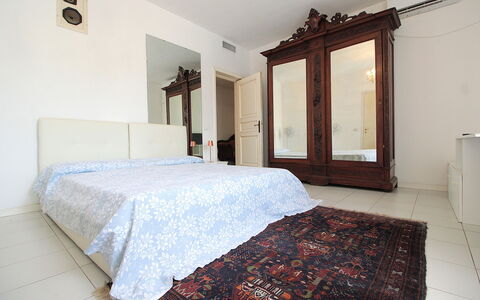 Villa Eva: Bed, Furniture, Bedroom, Interior Design, Floor, Flooring, Bed Sheet, Bedding, Wood, Room