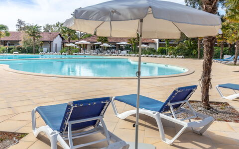 Allée des Dunes: Swimming Pool, Outdoor Furniture, Resort, Umbrella, Furniture, Sunlounger, Chair, Leisure, Eco Hotel, Hotel