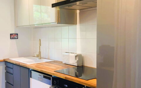 Allée des Dunes: Kitchen Appliance, Kitchen, Countertop, Major Appliance, Cabinetry, Flooring, Interior Design, Home Appliance, Wood, Furniture