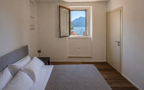 Next Comacina, Lago di Como: Wall, Flooring, Interior Design, Bedroom, Wood, Floor, Furniture, Bed, Room, Bed Sheet