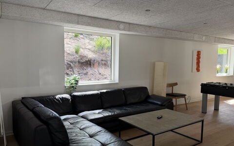 Adisl - 800M from the Sea: Flooring, Interior Design, Wall, Floor, Furniture, Ceiling, Wood, Lighting, Room, Light Fixture