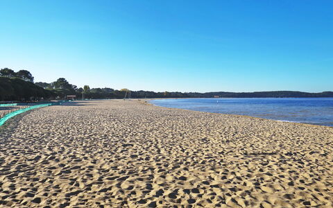 Les 3 Voiles: Blue, Beach, Water, Body Of Water, Natural Environment, Coast, Horizon, Shore, Coastal And Oceanic Landforms, Sand