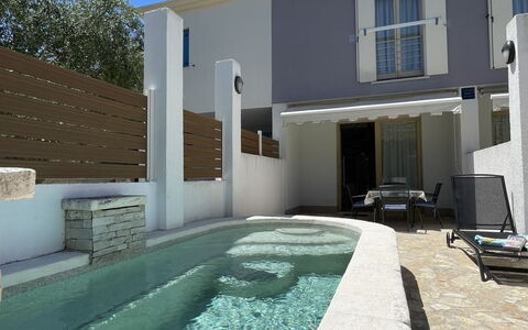 Volme: Swimming Pool, Composite Material, Concrete, Estate, Resort, Shade, Water Feature, Tile, Villa, Outdoor Furniture
