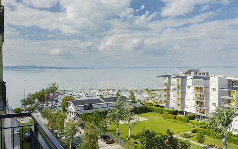 Silver: Apartment, Urban Design, Sea, Condominium, Coast, Mixed-Use, Marina, Balcony, Boat, Hotel