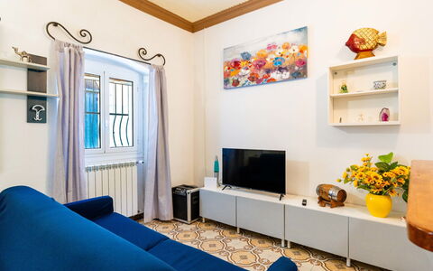 Oliver: Interior Design, Furniture, Flooring, Wall, Floor, Wood, Room, Ceiling, Living Room, Apartment