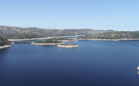 Bjørnbu: Water, Water Resources, Body Of Water, Coastal And Oceanic Landforms, Coast, Headland, Lake, Sea, Bay