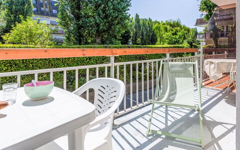 Annabel: Furniture, Interior Design, Chair, Outdoor Furniture, Natural Material, Shade, Outdoor Table, Design, Restaurant, Kitchen & Dining Room Table