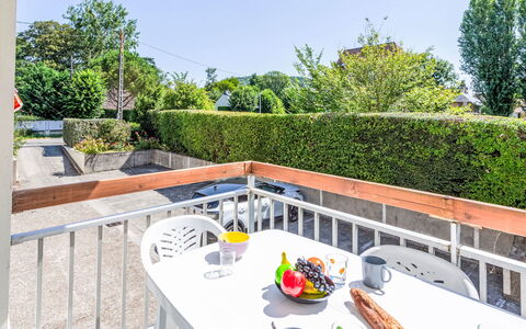 Annabel: Furniture, Interior Design, Chair, Outdoor Furniture, Natural Material, Shade, Outdoor Table, Design, Restaurant, Kitchen & Dining Room Table