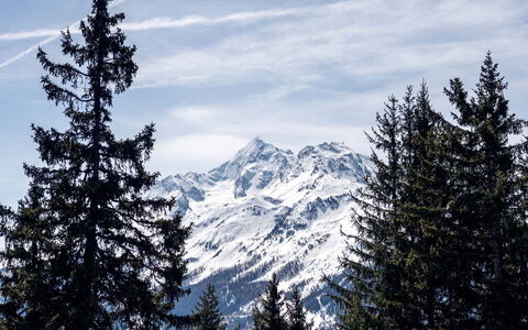 La Rosière 620: Sky, Snow, Mountain, Mountainous Landforms, Tree, Winter, Branch, Wilderness, Mountain Range