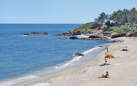 Bravone 610: Blue, Body Of Water, Beach, Coast, Sea, Coastal And Oceanic Landforms, Shore, Ocean, Wave, Wind Wave
