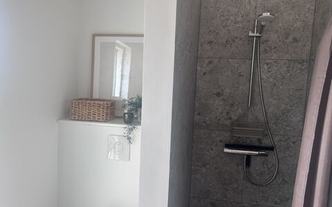 Tayara - 900M from the Sea: Wall, Plumbing Fixture, Flooring, Floor, Plumbing, Bathroom, Room, Tap, Tile
