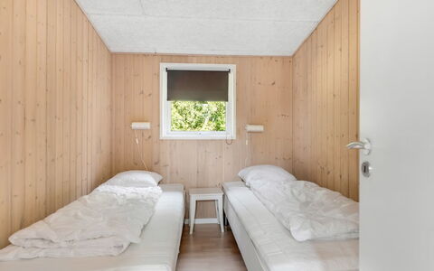 Nakke - 900M from the Sea: Wood, Bedroom, Flooring, Floor, Interior Design, Ceiling, Bed, Room, Bedding, Wood Stain