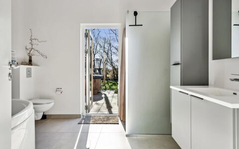 Constance - 900M from the Sea: Flooring, Floor, Plumbing Fixture, Home, Composite Material, Tap, Tile, Plumbing, Sink