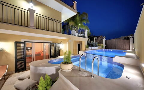 Villa Magda: Swimming Pool, Resort, Eco Hotel, Apartment, Estate, Thermae, Outdoor Furniture, Villa, Hotel, Sunlounger
