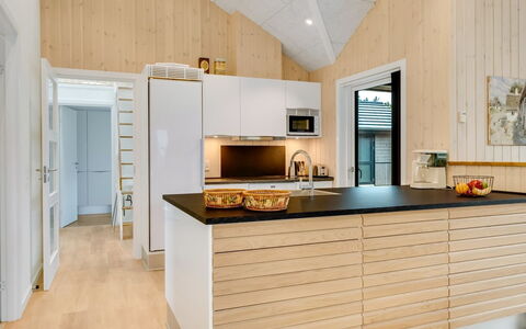 Ylermi - 600M from the Sea: Wood, Flooring, Interior Design, Kitchen, Wood Flooring, Ceiling, Floor, Countertop, Furniture, Cabinetry