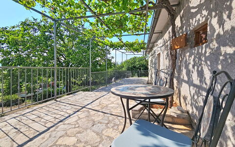 Ana: Residential Area, Hill, House, Home, Resort, Mountain Range, Eco Hotel, Hill Station, Estate, Villa