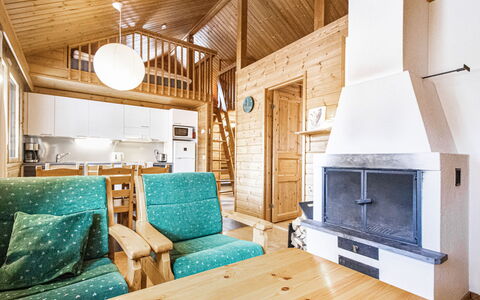 Naavarinne: Wood, Home, House, Ceiling, Cottage, Log Cabin, Hardwood, Room, Loft, Wood Stain